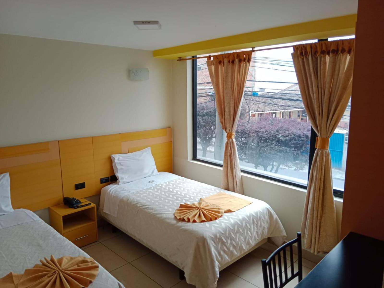 Hotel Golden Coral ตุลกัน ภายนอก รูปภาพ