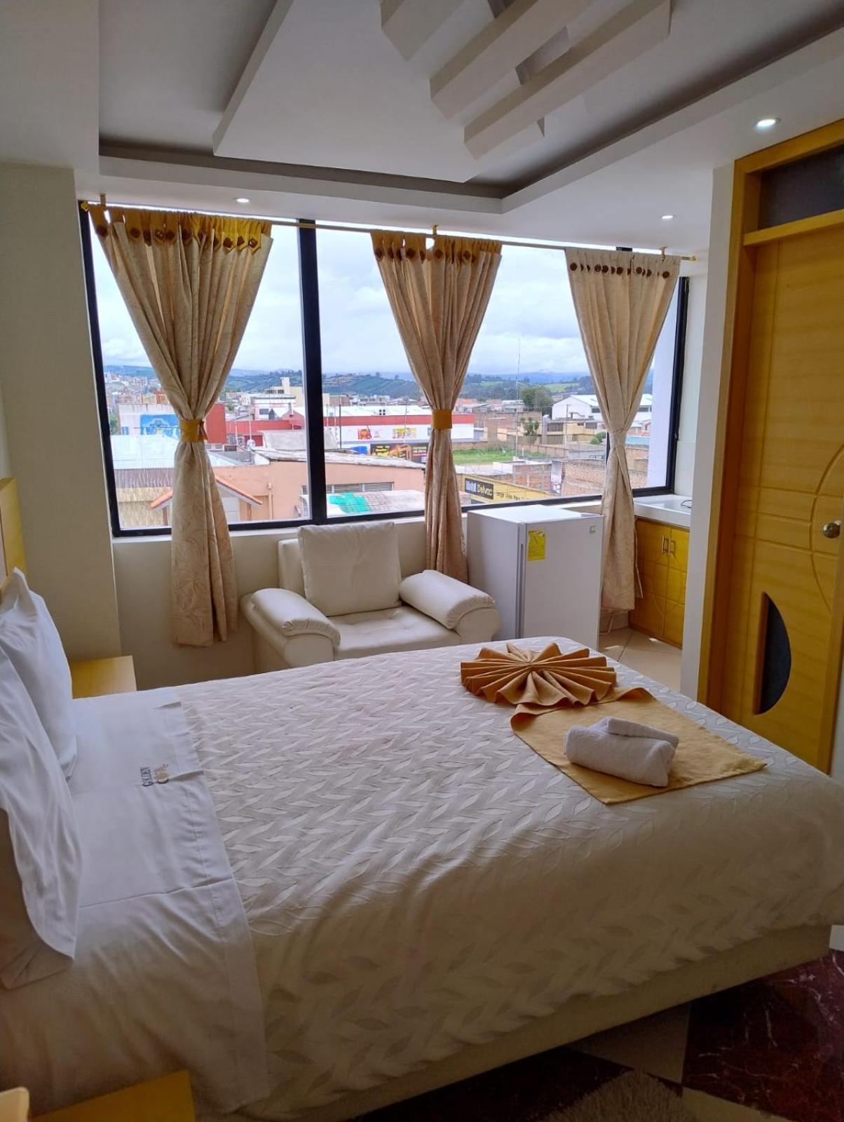 Hotel Golden Coral ตุลกัน ภายนอก รูปภาพ