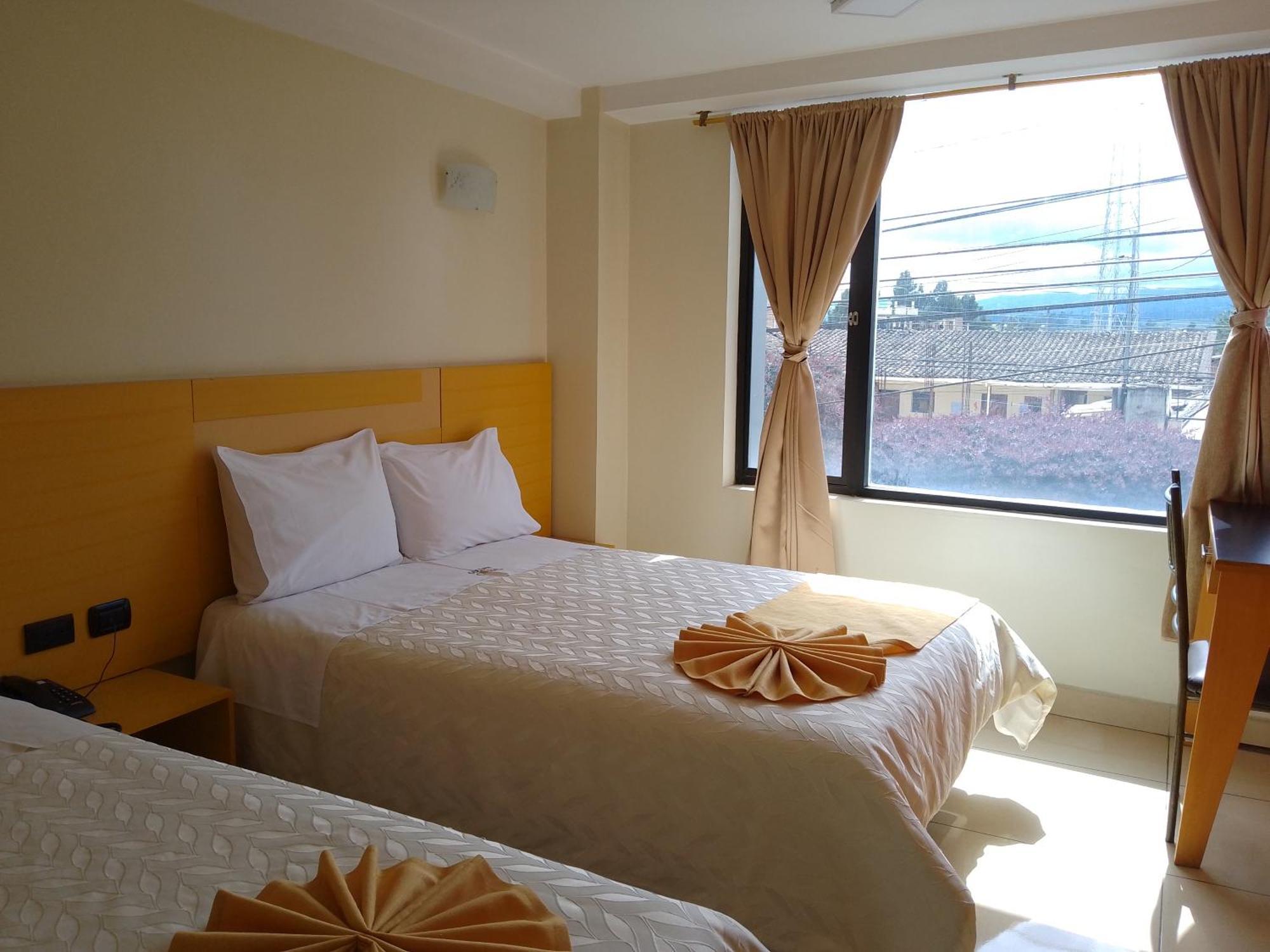 Hotel Golden Coral ตุลกัน ภายนอก รูปภาพ